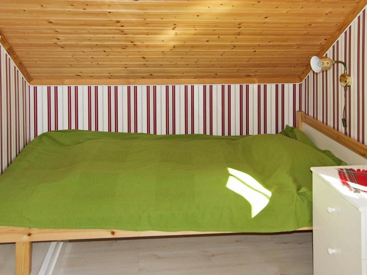5 Person Holiday Home In Str Mstad Stromstad Room photo